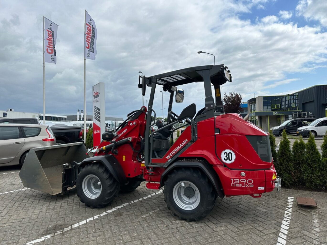 AE0B6522 0BF9 4DDD 8D32 C76037224975